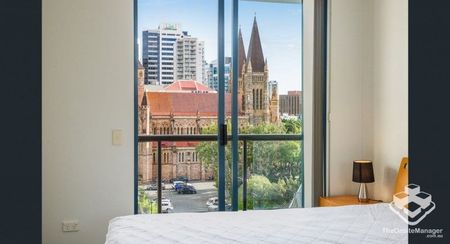 Brisbane City, Furnished 3B + 2B, Available 17 Nov - Photo 4