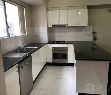 34/8-10 Lachlan St LIVERPOOL - Photo 1