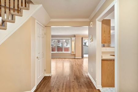 For Lease - 128 Boulder Way, Barrhaven, Ontario - Photo 2