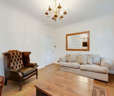 3 bedroom flat to rent - Photo 3