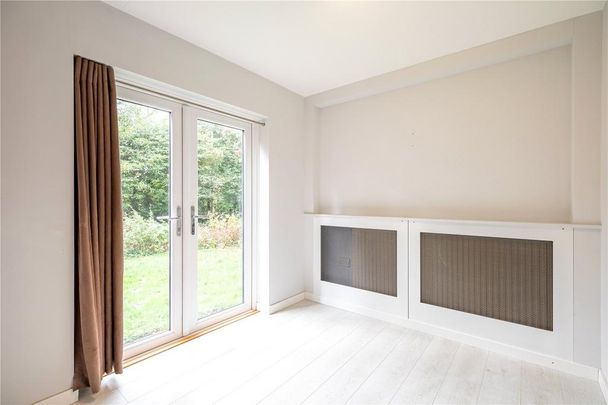 3 bedroom end of terrace house to rent - Photo 1