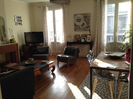 Louer un bel appartement F4 situé Place de L'hôtel de Ville au Havre (76) - Photo 2