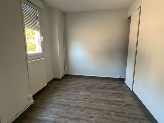 Location Appartement 1 pièce 35m² - Photo 1