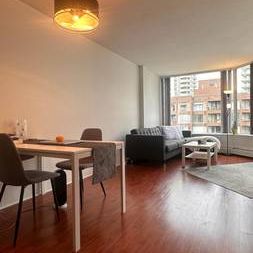 Furnished 1-Bedroom Apartment for Rent in Yaletown, Downtown Vancouver - Photo 2