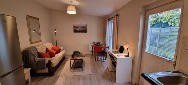 Saint Joseph's Avenue, Dublin - Photo 1