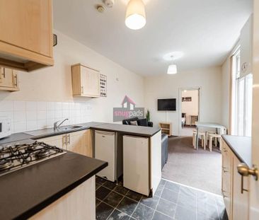 6 bedroom house to rent - Photo 4