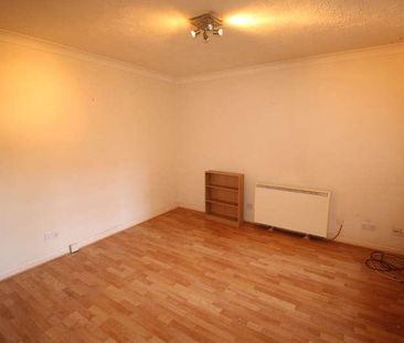Barons Court - Luton - - Bedroom Apartment, LU2 - Photo 3