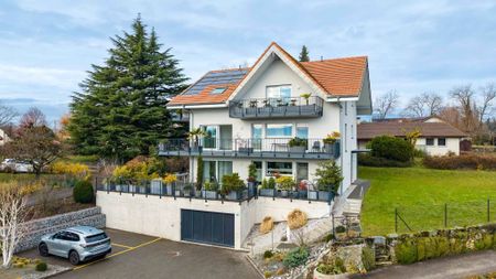 Beautiful 4.5 room apartment with lake and mountain views in St-Prex - Photo 2