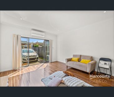8 Andover Lane, Craigieburn, Vic 3064 - Photo 2