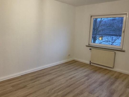Schicke 2-Zimmer-Wohnung in Herdecke Berg Nacken ab sofort zu vermieten! - Photo 1