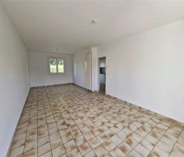 Location maison 3 pièces - 68m² à Aizenay (85190) - Photo 3