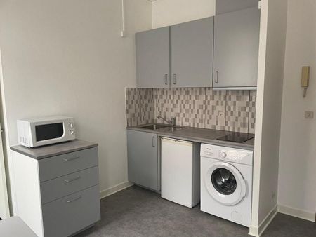 APPARTEMENT T1 25M - Photo 4