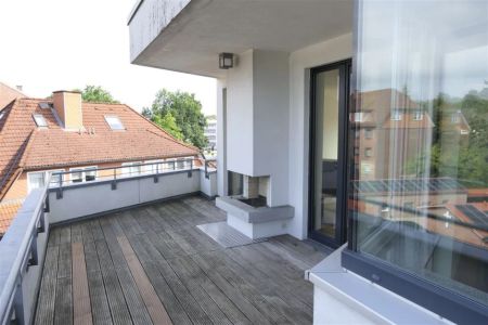 ***EXKLUSIVE PENTHOUSE-WOHNUNG ZENTRAL IN BUCHHOLZ ZU VERMIETEN*** - Foto 4