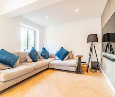 4 bedroom detached house to rent - Photo 5