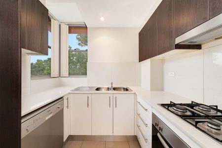 63/35-37 Darcy Road WESTMEAD - Photo 2