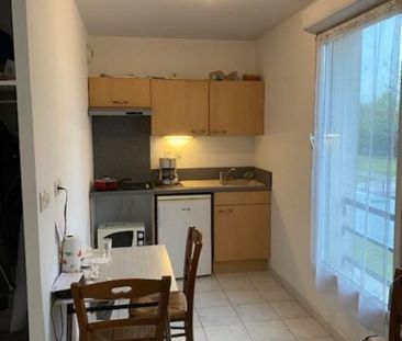 STUDIO AVEC BALCON ET PARKING - Photo 3