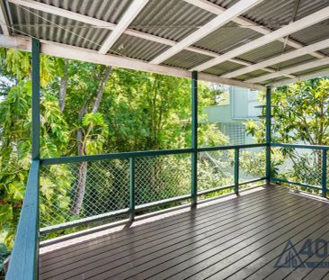 “Charming Cottage in the Heart of Toowong” - Photo 1