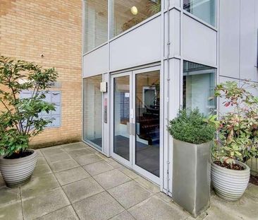 Taylor House, Westferry, E14 - Photo 5