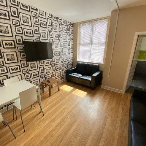 4 bedroom house share to rent - Photo 1