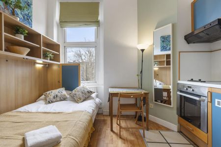 Detached house to rent - Photo 2