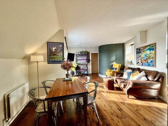 3 bedroom apartment to rent - Photo 1