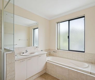 90 Tribute Street East - Photo 6