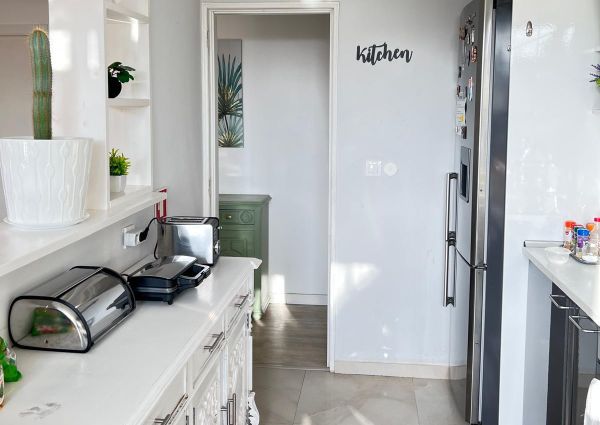 Quarto com varanda Amadora av Cravos Vermelhos