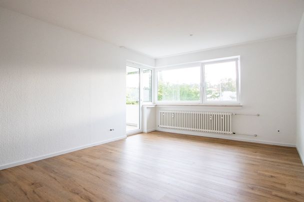 Frisch renovierte 2 Zimmerwohnung in zentraler Lage von Bielefeld Sennestadt - Photo 1