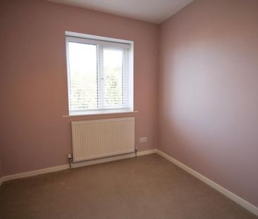 3 bedroom house to rent - Photo 3