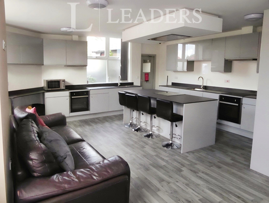 Dunirk House, Newcastle; ST5 - Photo 1