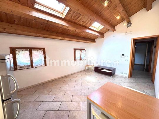 Appartamento ottimo stato, secondo piano, Zona Manfredini, Rivadolmo, Pesare, Este - Photo 1