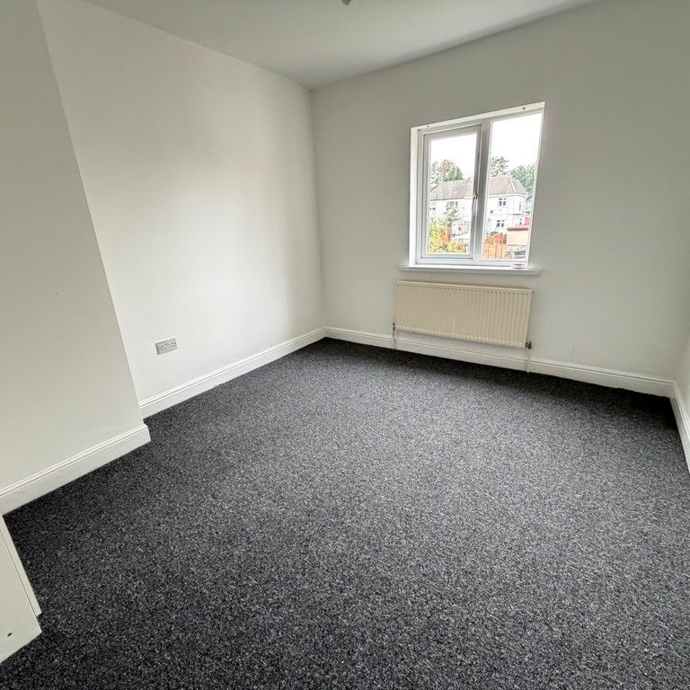 Park Street South, Blakenhall, Wolverhampton - Photo 1
