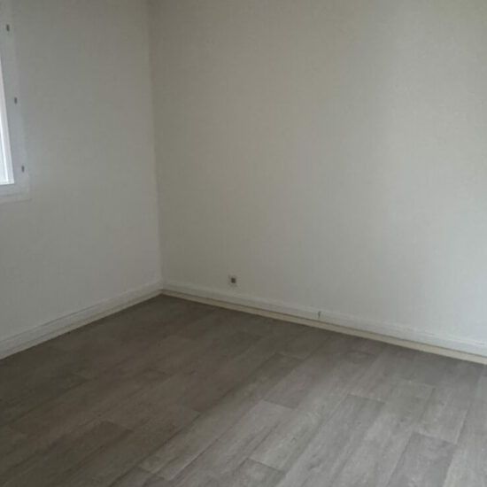 À LOUER – Appartement T3 à CLÉON - Photo 2