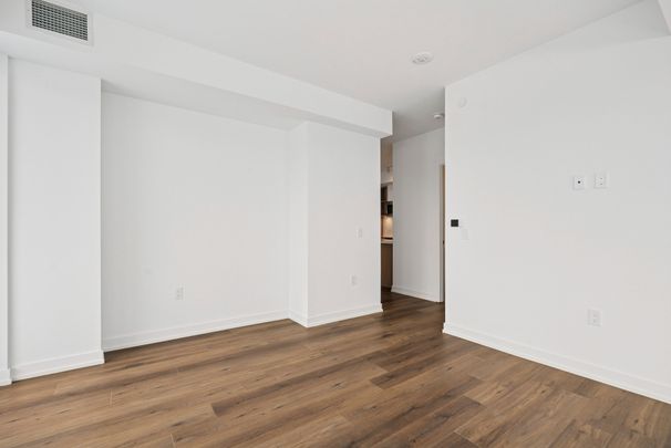 For Lease - 333 Sunseeker Avenue Unit# 524, Innisfil, Ontario - Photo 1