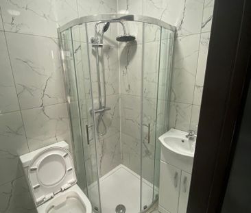 Studio to rent - Photo 6