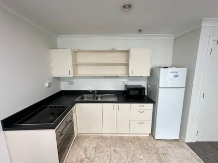 4A/15 Nelson St, Auckland with carpark - Photo 3