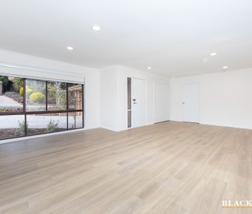 1/8 Gladman Close, Isaacs ACT 2607 - House For Rent | Domain - Photo 3