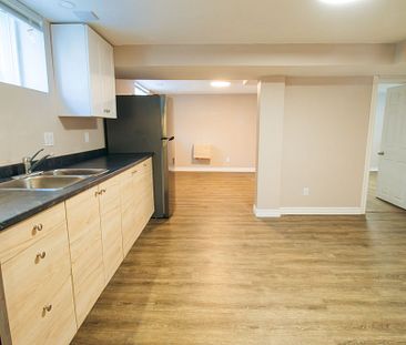 Spacious and Private 2-Bedroom Apartment in Welland! - Photo 1