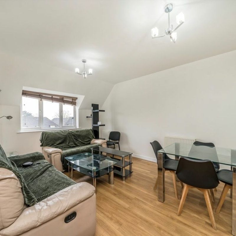 Academy Place - Photo 1