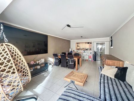 Appartement in het centrum van Heist met twee slaapkamers en twee badkamers - Photo 3