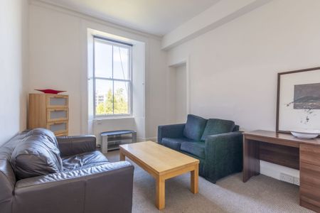 0233L Earlston Place, Edinburgh, EH7 5SU - Photo 4