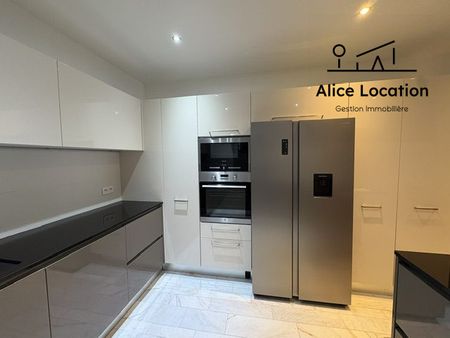 Location Appartement 4 pièces 88m² DOUVAINE 74140 - Photo 5