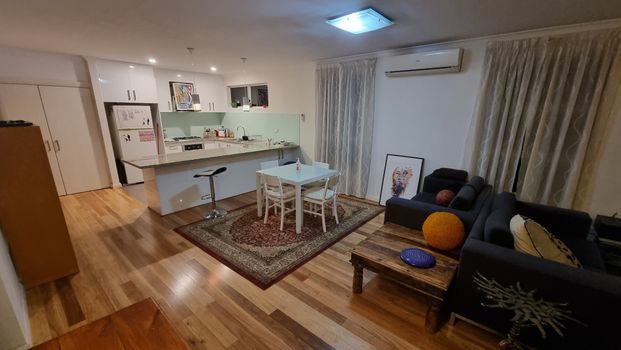 Leederville - Photo 1