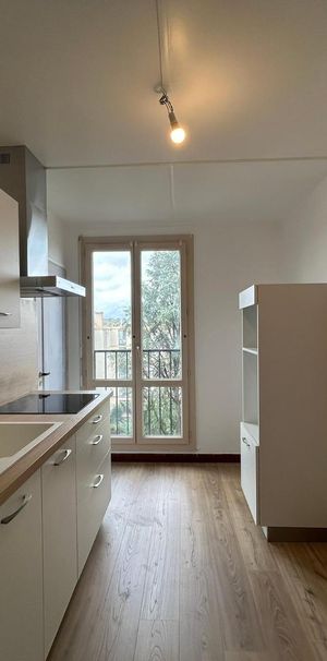 Location Appartement 2 pièces 49m² BRIVE LA GAILLARDE 19100 - Photo 1