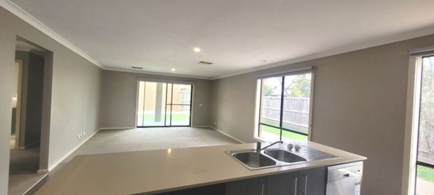 Comfortable Family Living in a Prime Location - Photo 1