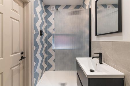 Warton Terrace, Heaton, Newcastle Upon Tyne - Photo 2