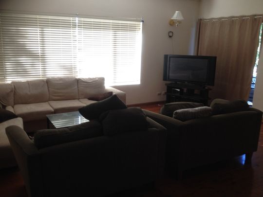 Chatswood - Photo 1
