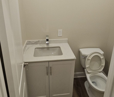 For Lease - 13 Highland Avenue, Hamilton, Ontario - Photo 3