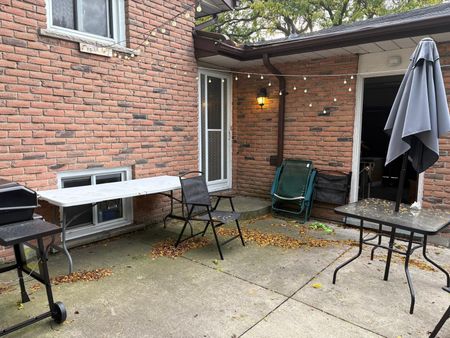 For Lease - 385 Montmorency Drive, Hamilton, Ontario - Photo 4