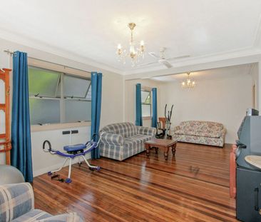 34 Muriel Ave, Moorooka QLD 4105 - House For Rent | Domain - Photo 1